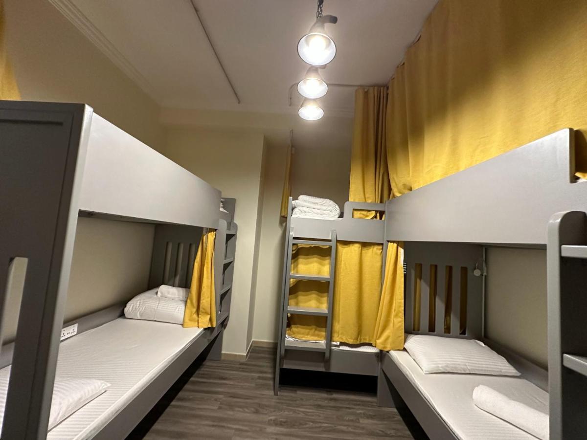 Business Backpackers Jbr Hostel Dubai Exterior photo